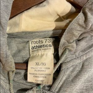 Grey Vintage roots workout sweater